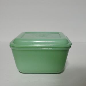 Vtg Jadeite Fire King Philbe Refrigerator Leftover Dish With Lid EUC